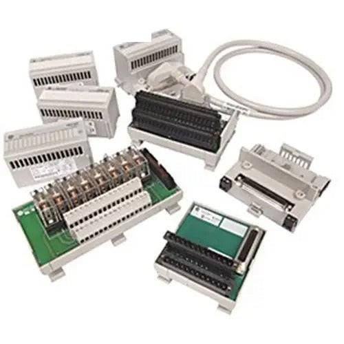 1492-IFM40F-F24AD-4 Allen-Bradley 12