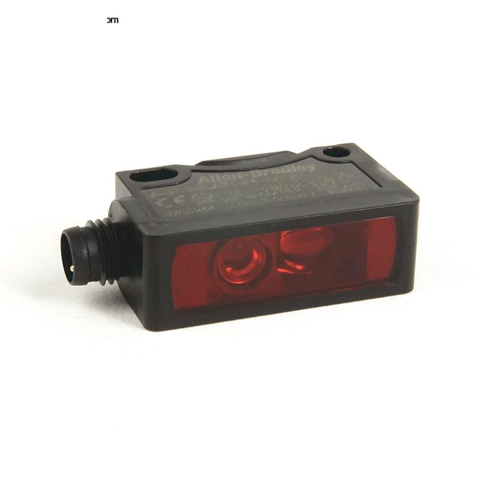 42JT-B8LAT1-F4 Allen-Bradley New In 